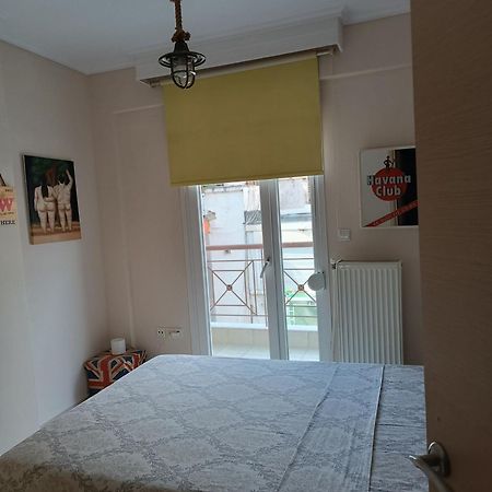 3 Min From Central Station Free Parking Apartment Tesalonika Bagian luar foto