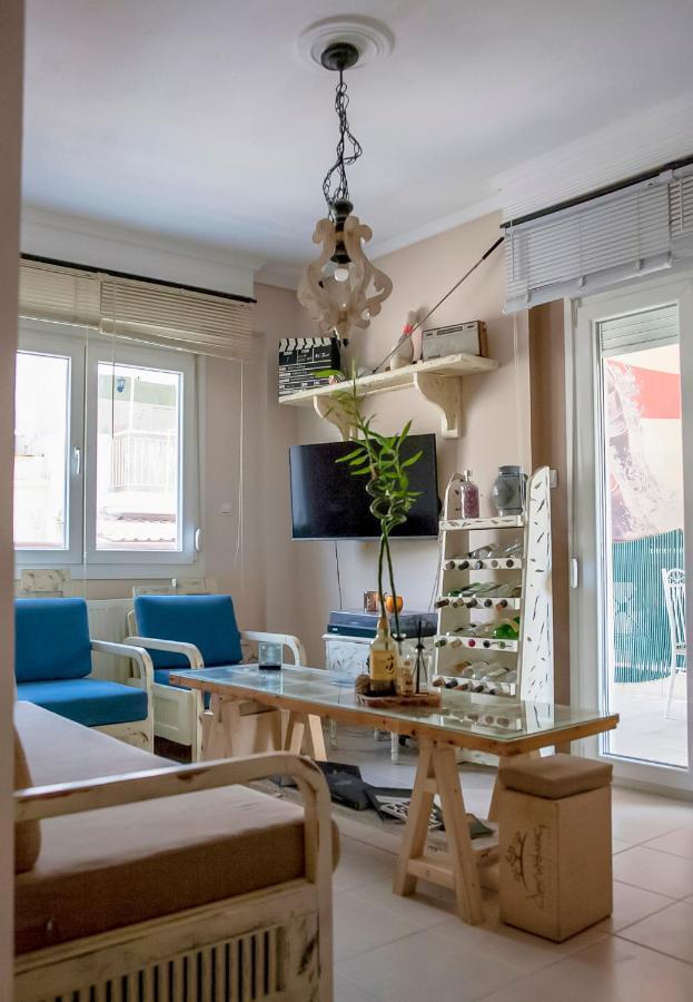 3 Min From Central Station Free Parking Apartment Tesalonika Bagian luar foto